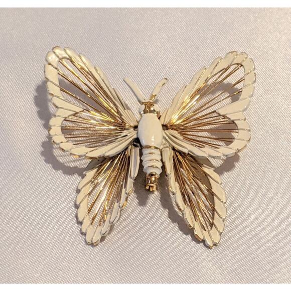Vintage Monet Butterfly Brooch Pin White Enamel Over Gold Tone Metal Signed - Picture 1 of 5